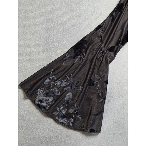 Hello Molly Size 8 Large Black Velvet Ruched Mini Dress Deep V Neck Bell Sleeves - Picture 5 of 11